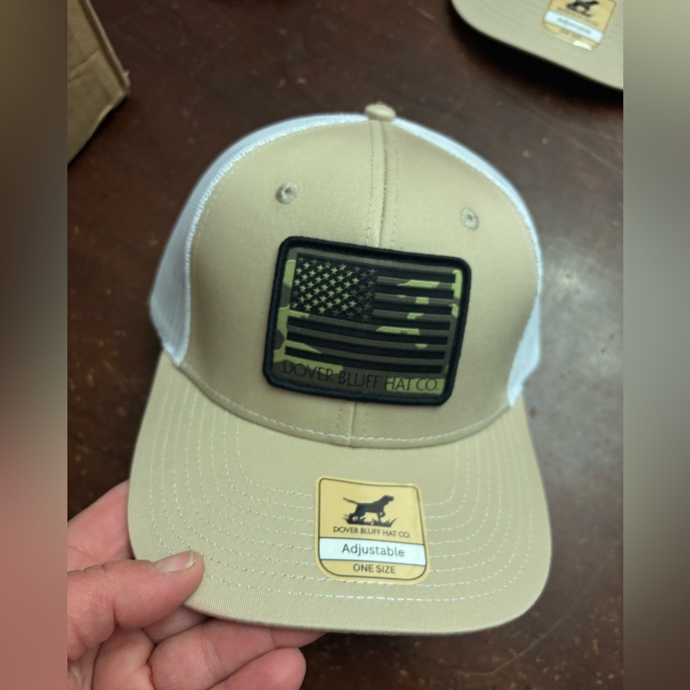 Dover bluff trucker hat company USA emblem camo hunting camping BNWT fishing
